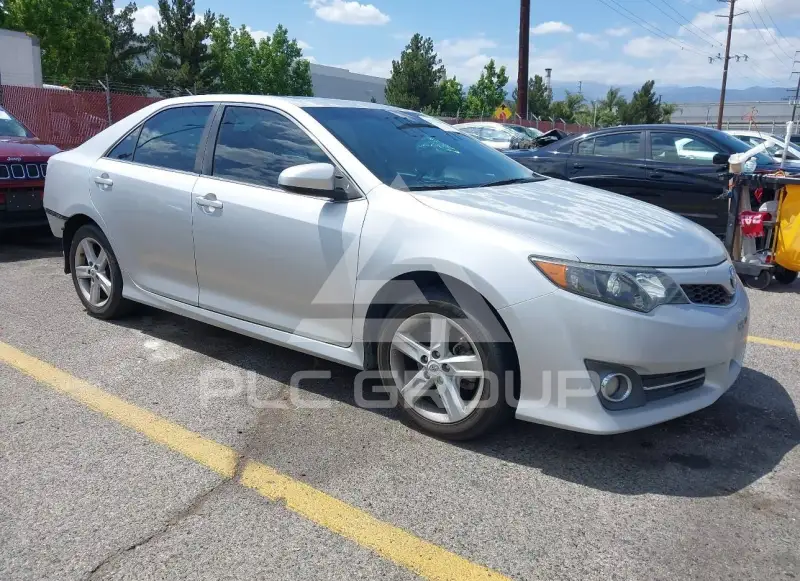 2012 Toyota CAMRY фото