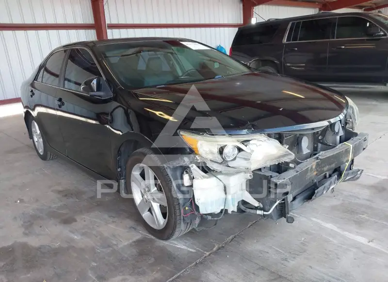 2012 Toyota CAMRY фото