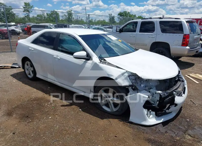 2012 Toyota CAMRY photo