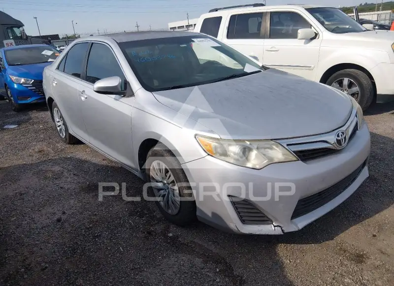 2012 Toyota CAMRY фото