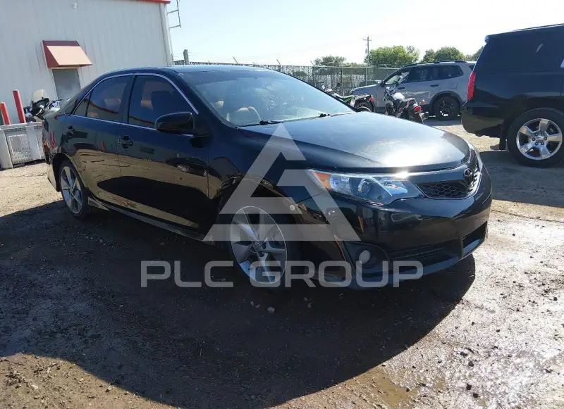 2012 Toyota CAMRY фото