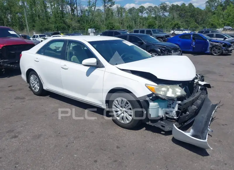 2012 Toyota CAMRY фото