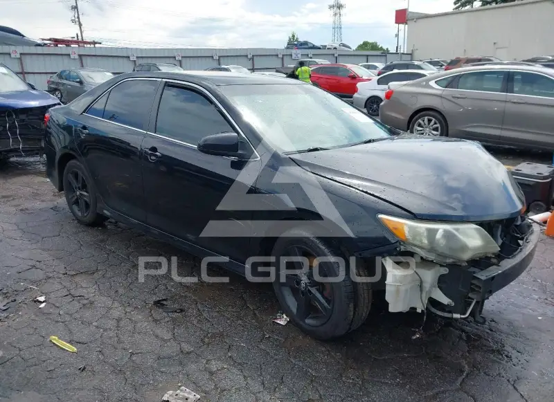 2012 Toyota CAMRY фото