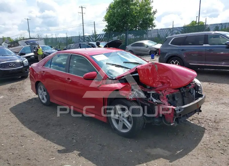 2012 Toyota CAMRY фото