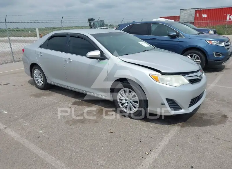 2012 Toyota CAMRY фото