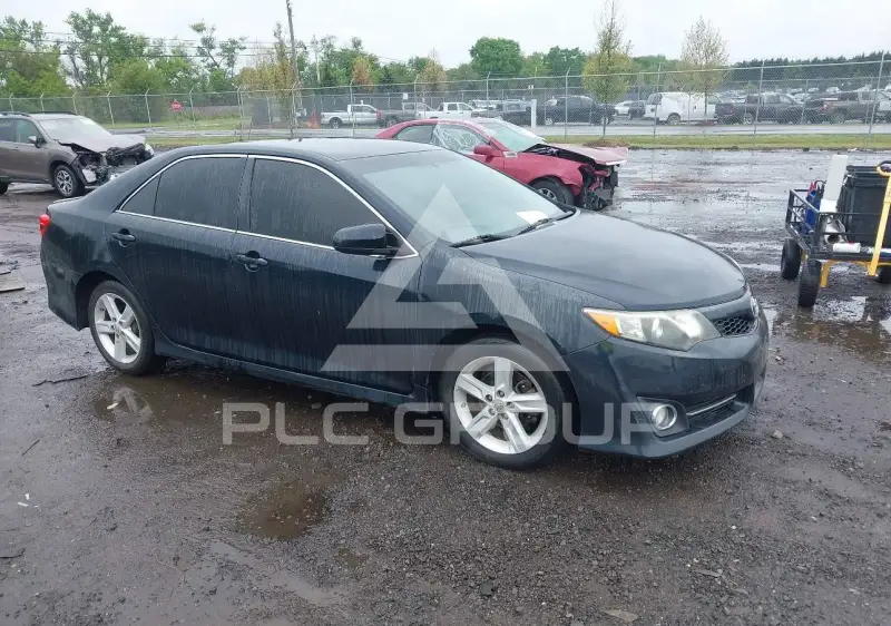 2012 Toyota CAMRY фото