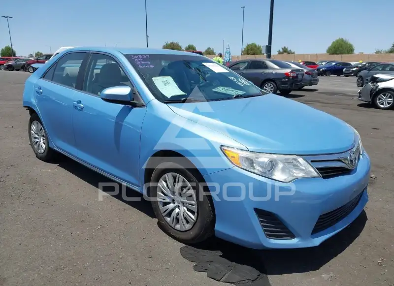 2012 Toyota CAMRY фото