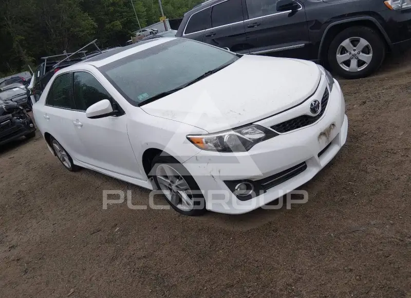 2012 Toyota CAMRY фото