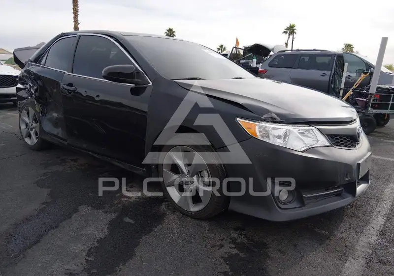2012 Toyota CAMRY фото