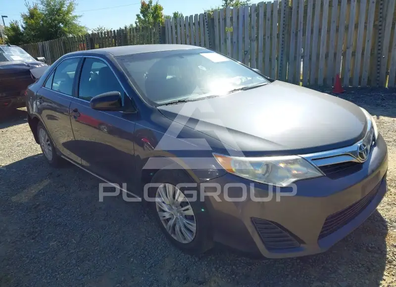 2012 Toyota CAMRY фото