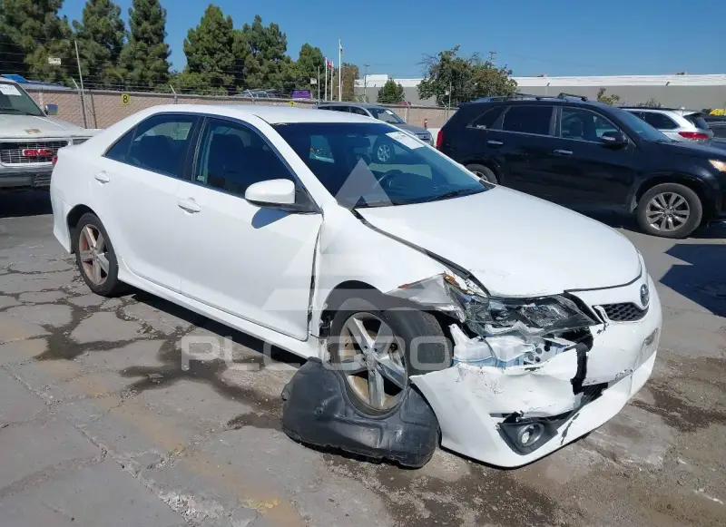 2012 Toyota CAMRY photo