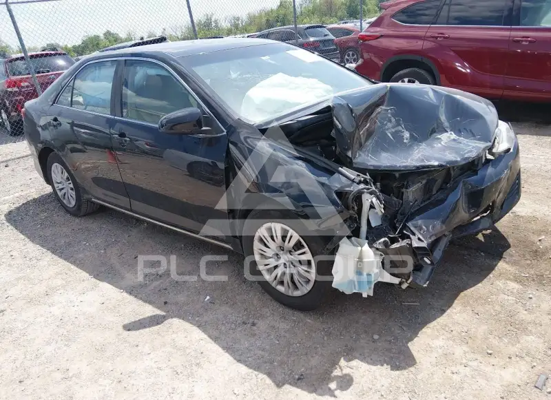 2012 Toyota CAMRY фото