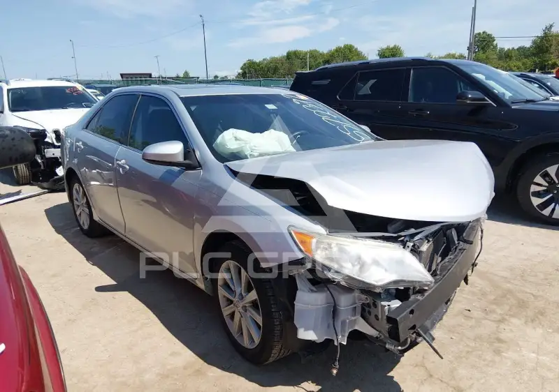 2012 Toyota CAMRY photo