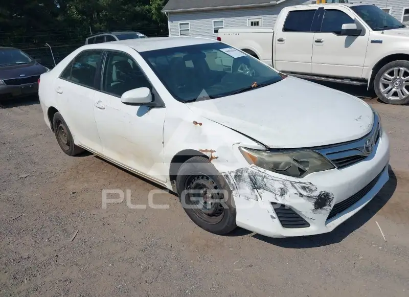 2012 Toyota CAMRY фото