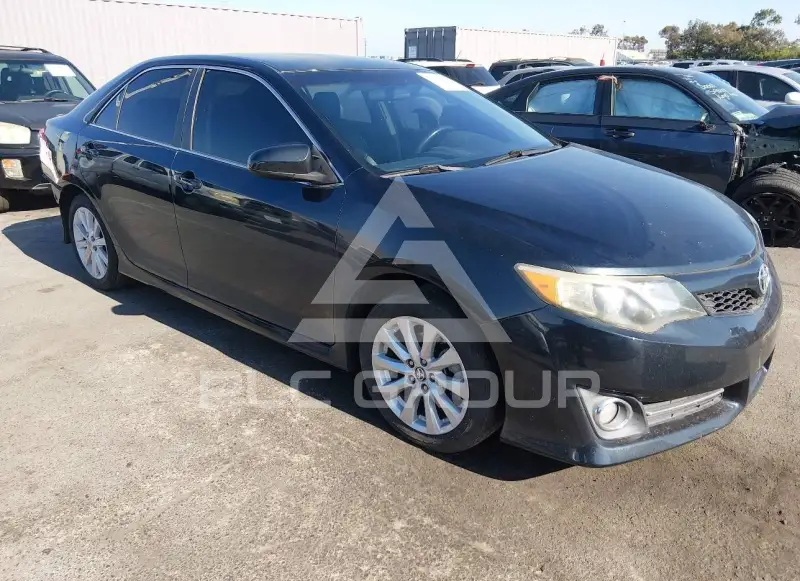 2012 Toyota CAMRY фото