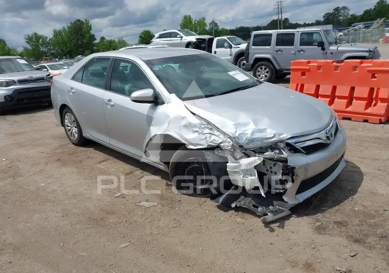 2012 Toyota CAMRY фото