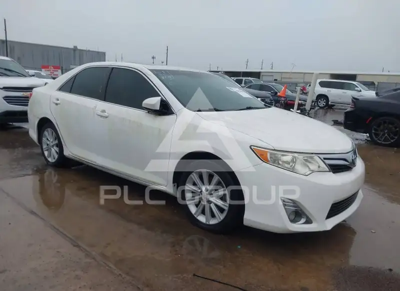 2012 Toyota CAMRY фото