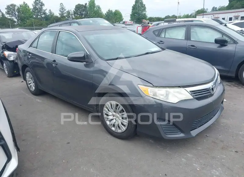 2012 Toyota CAMRY фото