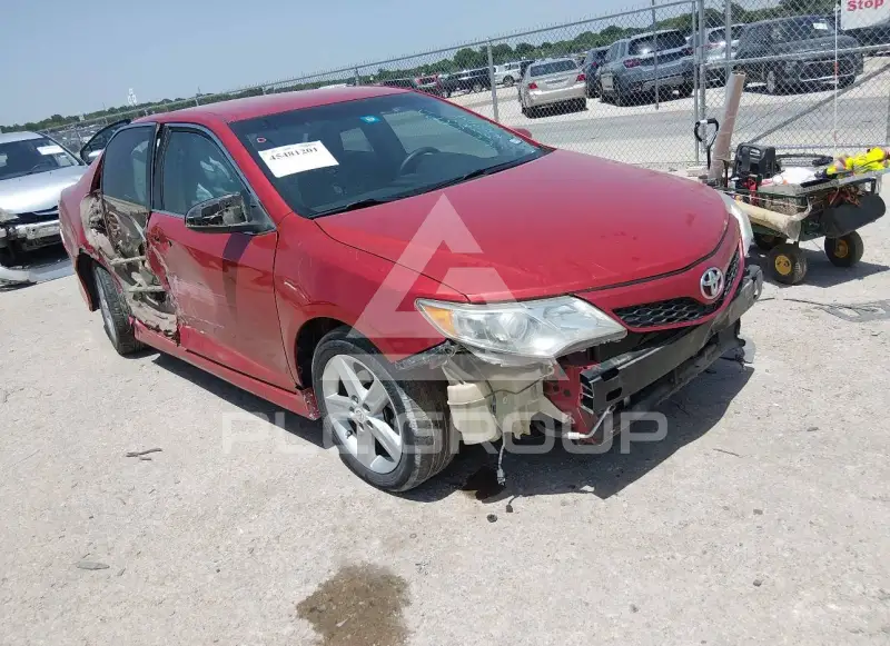 2012 Toyota CAMRY фото