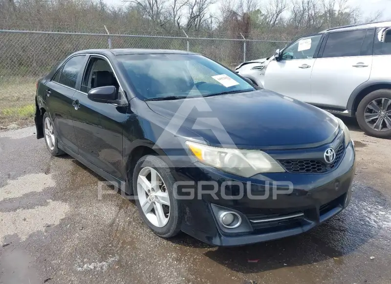 2012 Toyota CAMRY фото