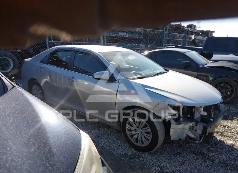 2012 Toyota CAMRY фото