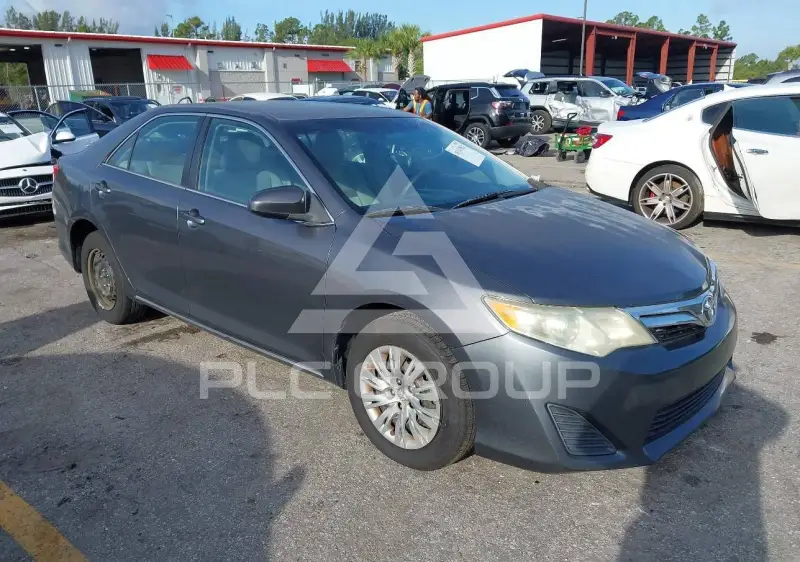 2012 Toyota CAMRY фото