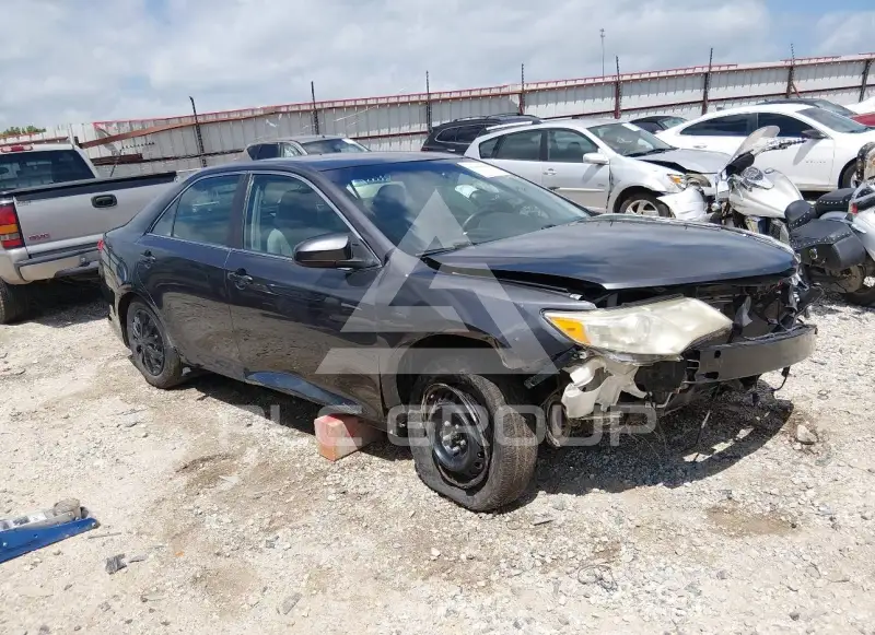 2012 Toyota CAMRY фото