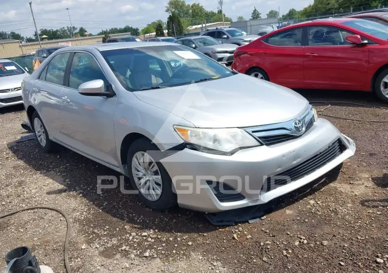 2012 Toyota CAMRY фото