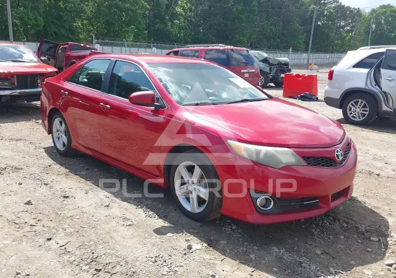 2012 Toyota CAMRY фото