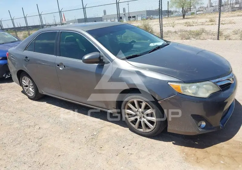 2012 Toyota CAMRY фото