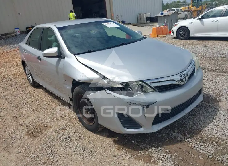 2012 Toyota CAMRY фото