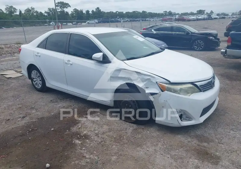 2012 Toyota CAMRY фото