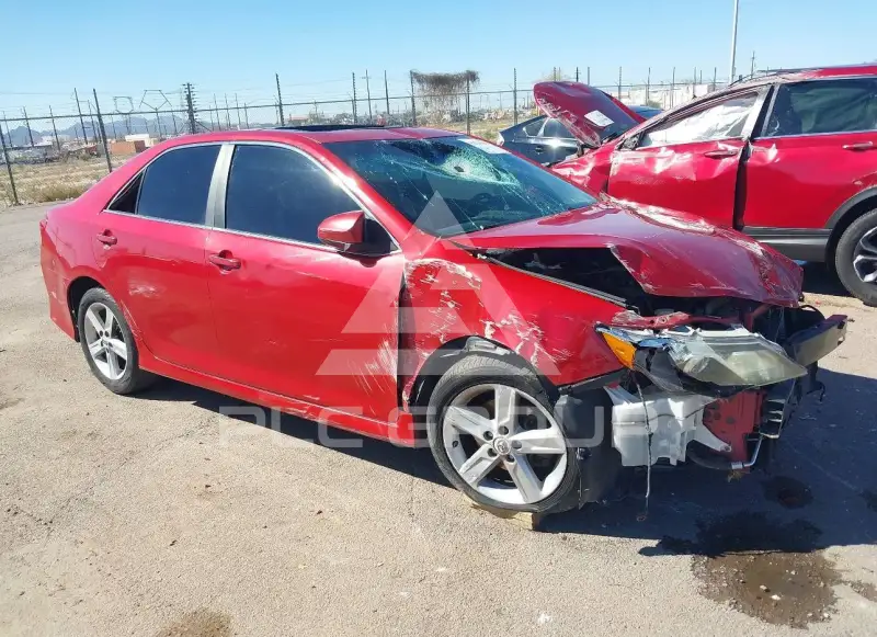 2012 Toyota CAMRY фото