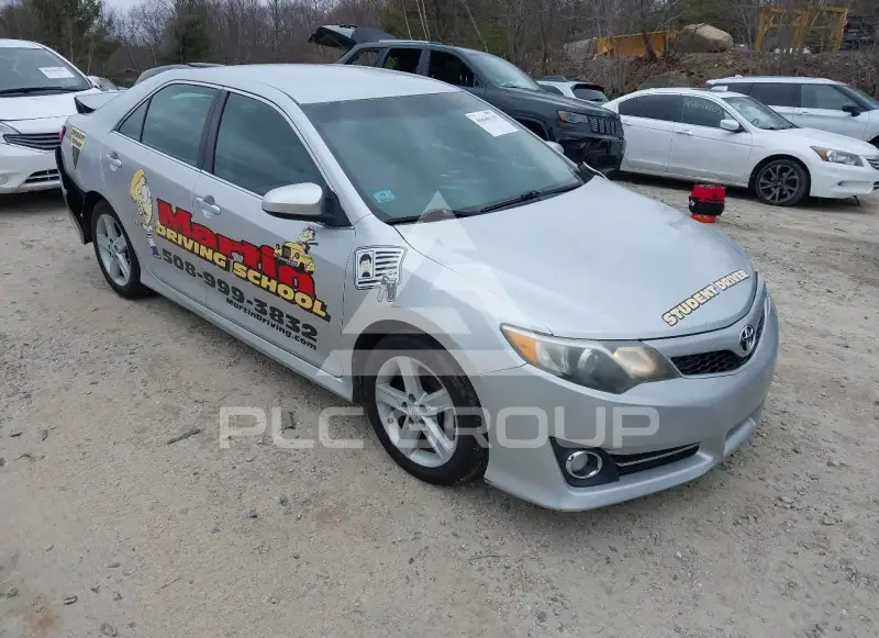 2012 Toyota CAMRY фото