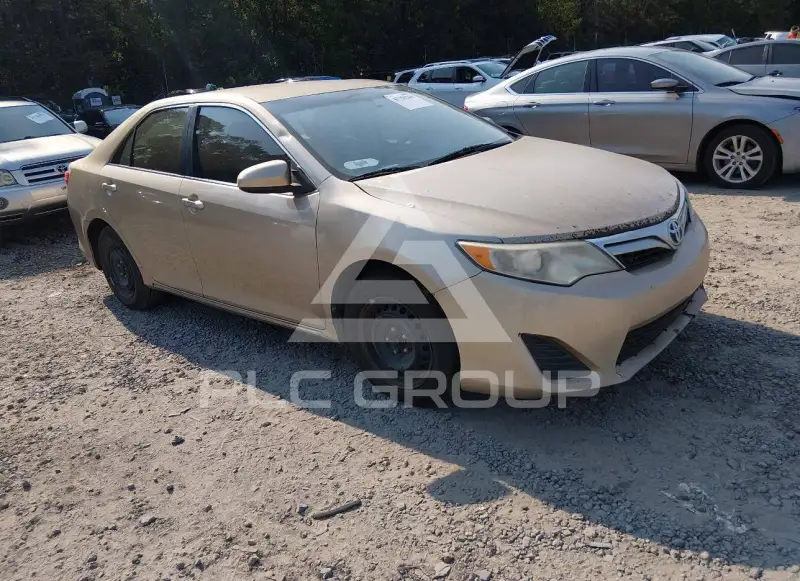 2012 Toyota CAMRY фото