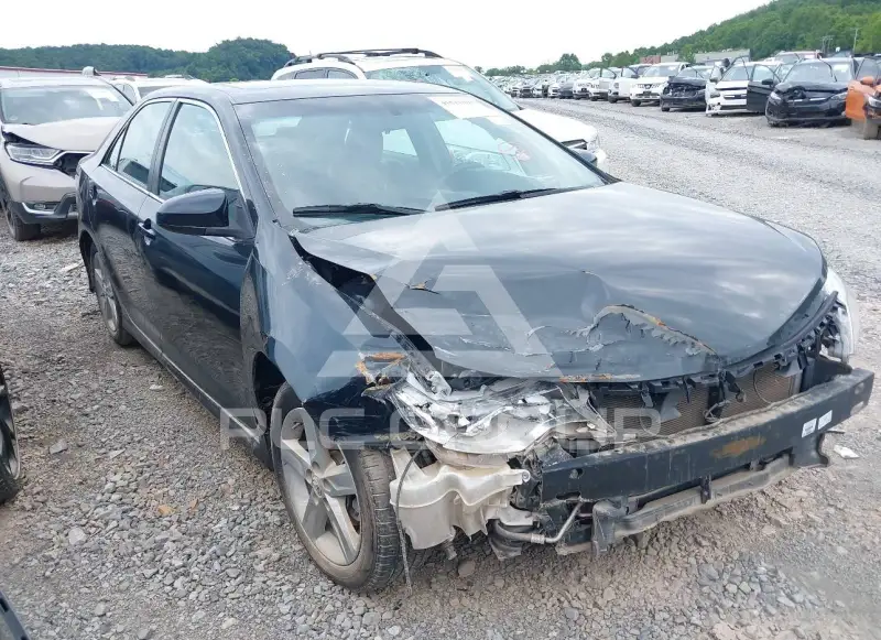 2012 Toyota CAMRY photo