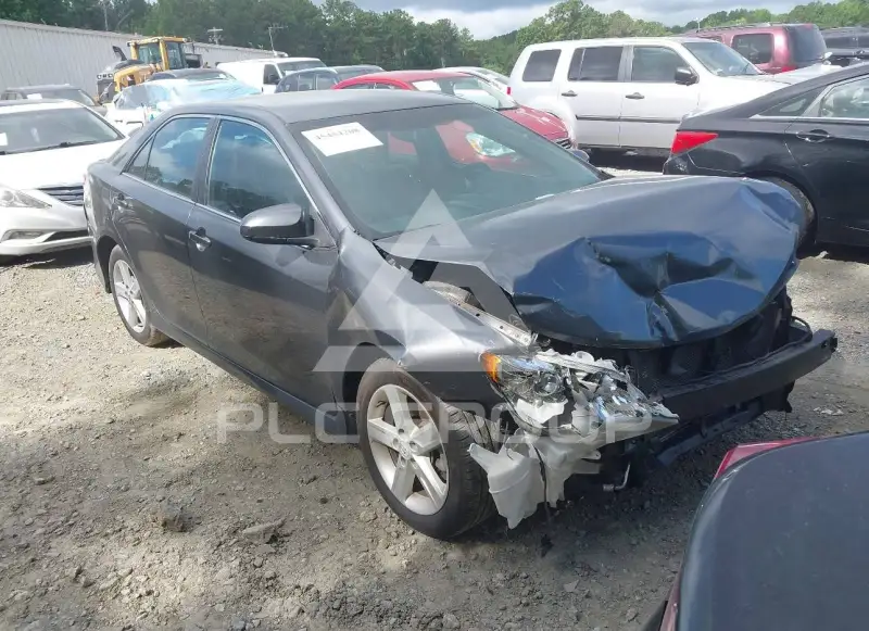 2012 Toyota CAMRY фото
