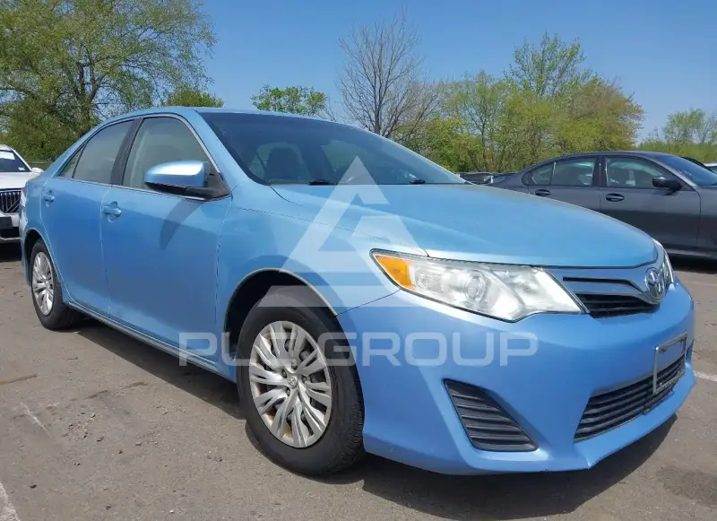 2012 Toyota CAMRY photo