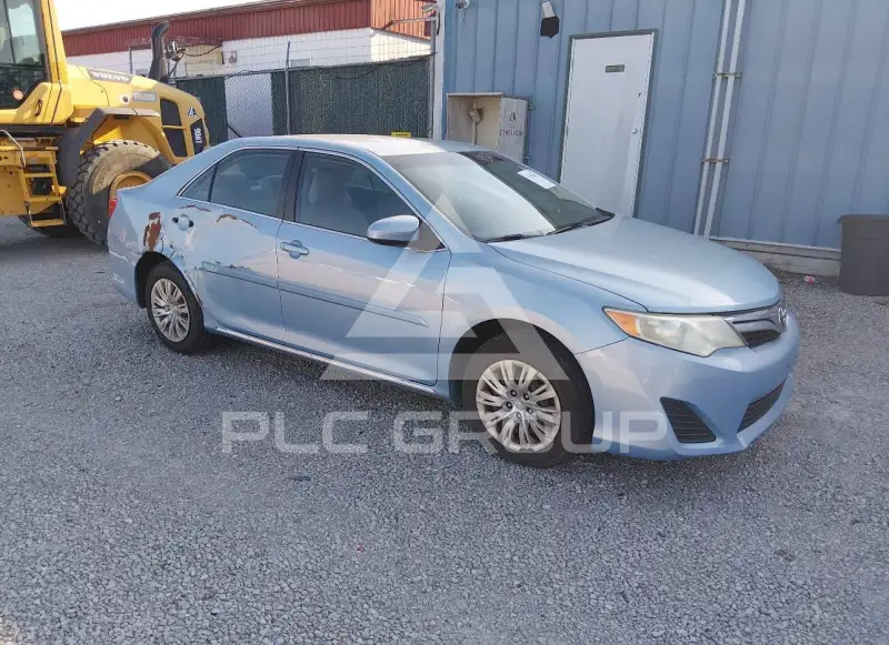 2012 Toyota CAMRY фото