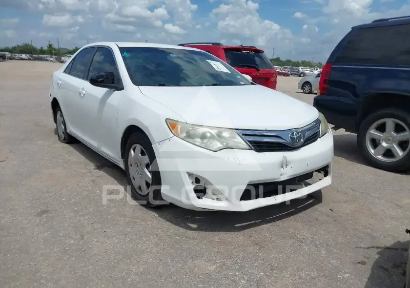 2012 Toyota CAMRY фото