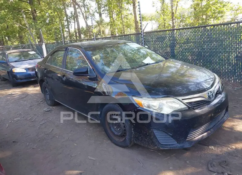 2012 Toyota CAMRY фото