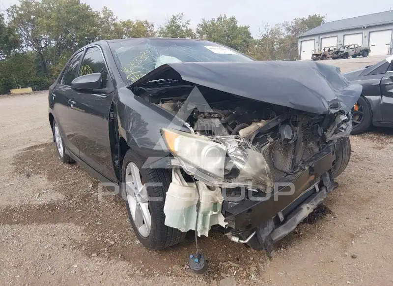2012 Toyota CAMRY photo