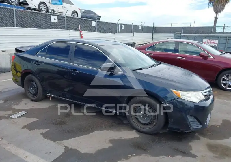 2012 Toyota CAMRY фото