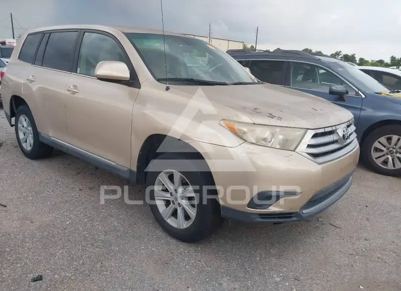2012 Toyota Highlander photo