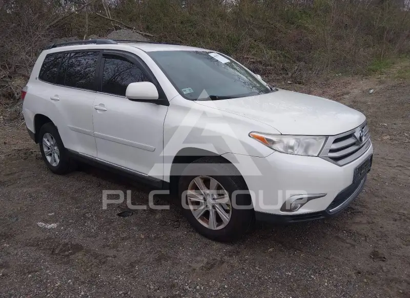 2012 Toyota Highlander photo