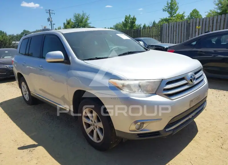 2012 Toyota Highlander фото