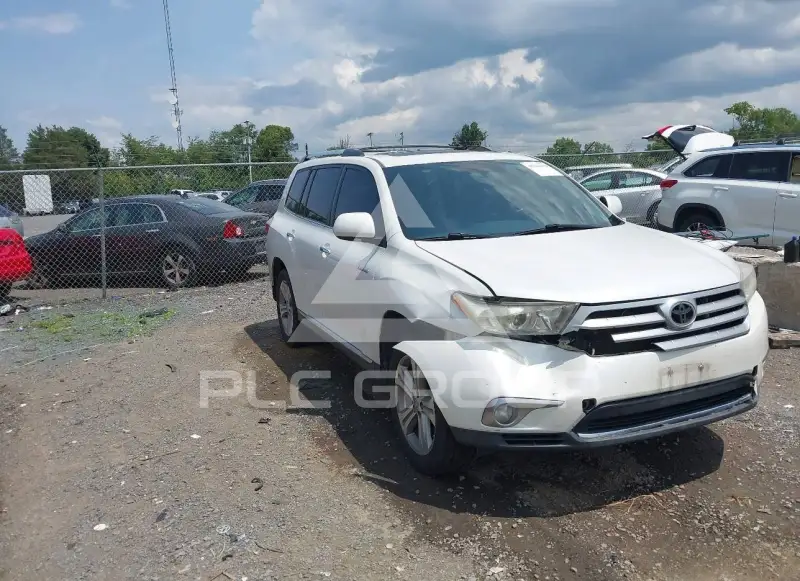 2012 Toyota Highlander photo