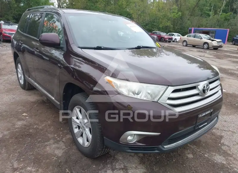 2012 Toyota Highlander фото