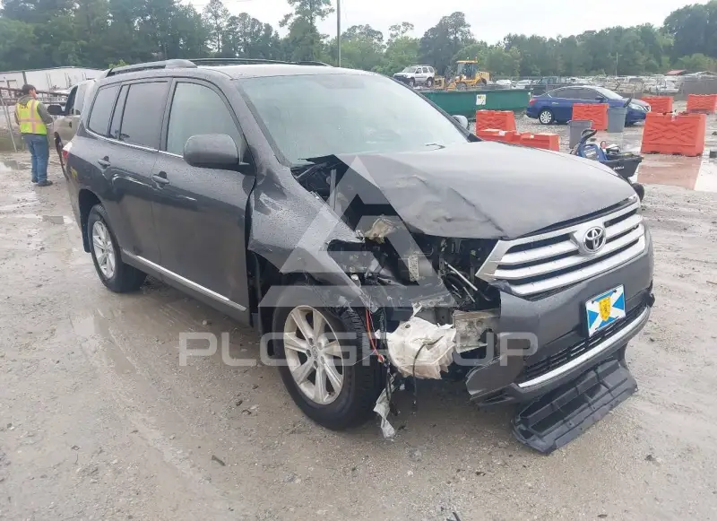 2012 Toyota Highlander photo