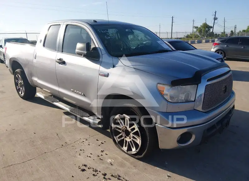 2012 Toyota TUNDRA photo